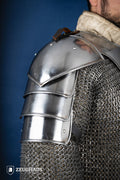 Pauldrons Brave Polished